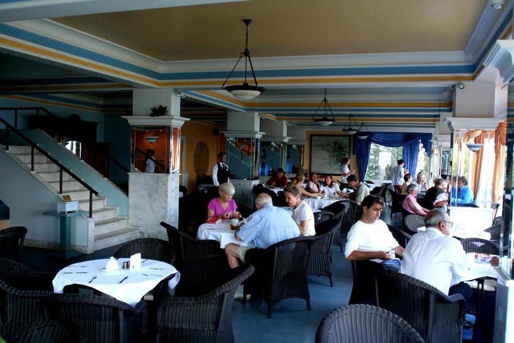 Kismet Otel Kusadasi Exterior photo