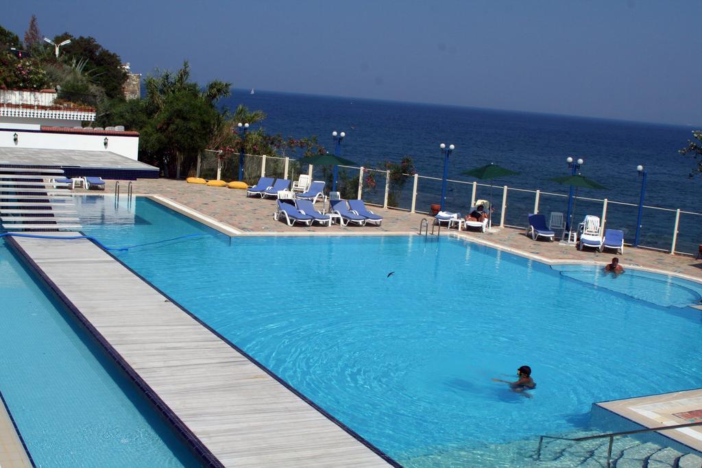 Kismet Otel Kusadasi Exterior photo