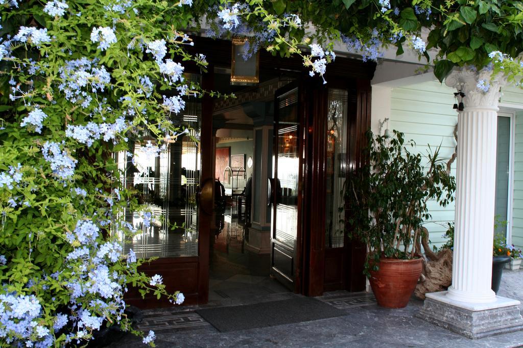 Kismet Otel Kusadasi Exterior photo